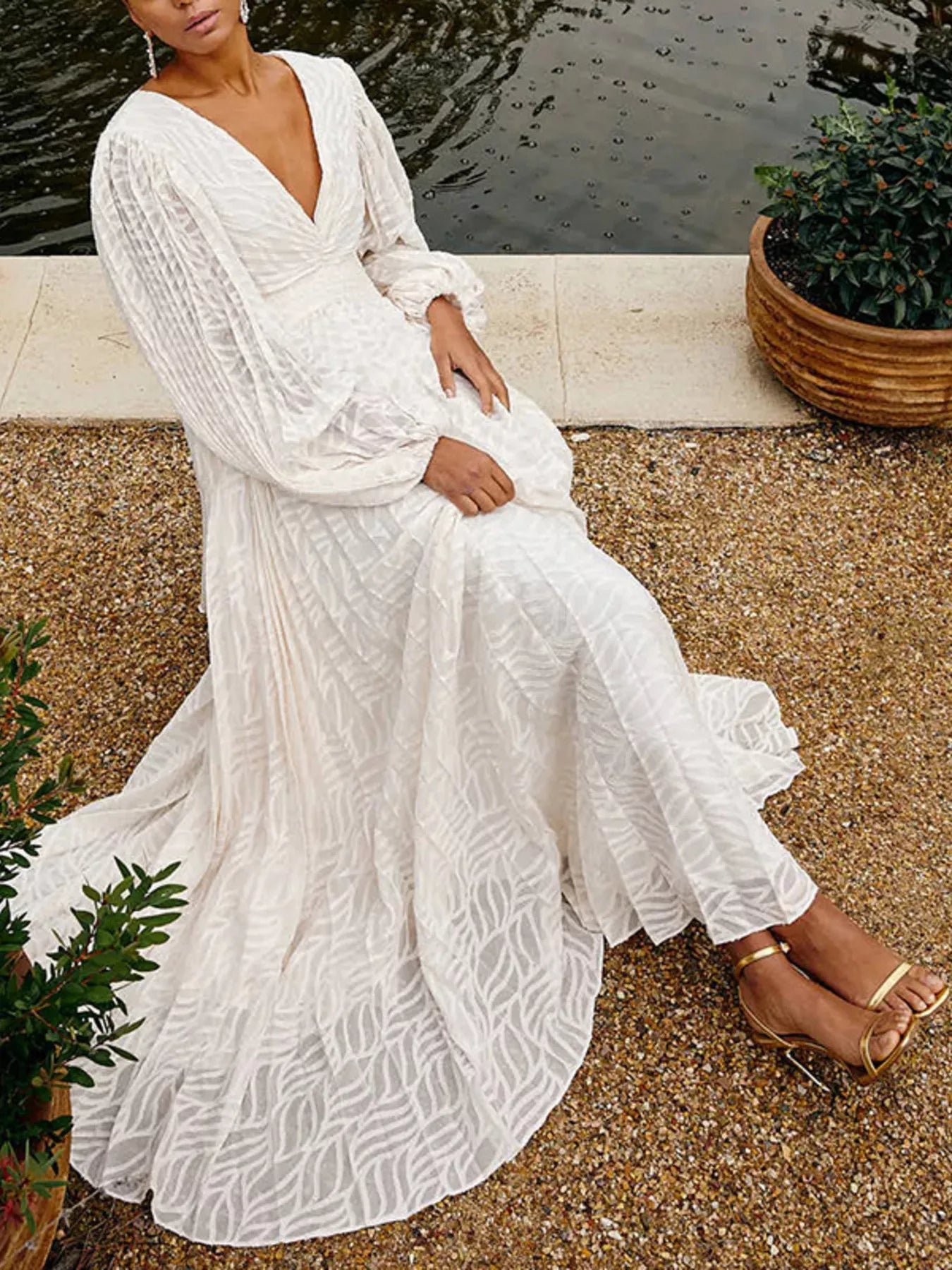 V-Neck Long Sleeve Maxi Dress df549b87435347a09de08e2756cecb40-Max-Origin
