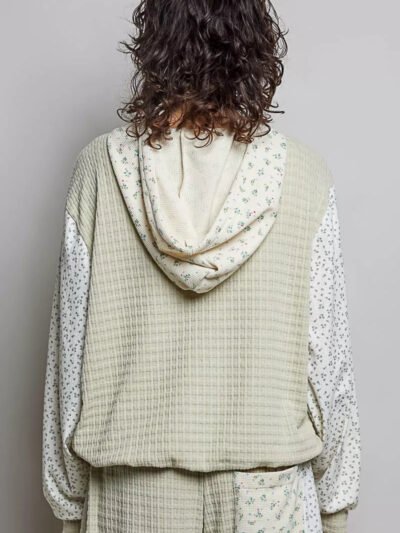POL Mixed Knit Contrast Print Sleeve Hoodie with Kangaroo Pocket e4d50802-b38b-4134-bd9a-a80eb42654af-Max-Origin