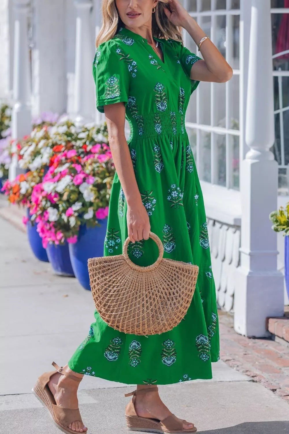 Floral Print Smocked Waist Maxi Dress 741d31af-30ab-4df0-901b-8c660fa07374-Max-Origin