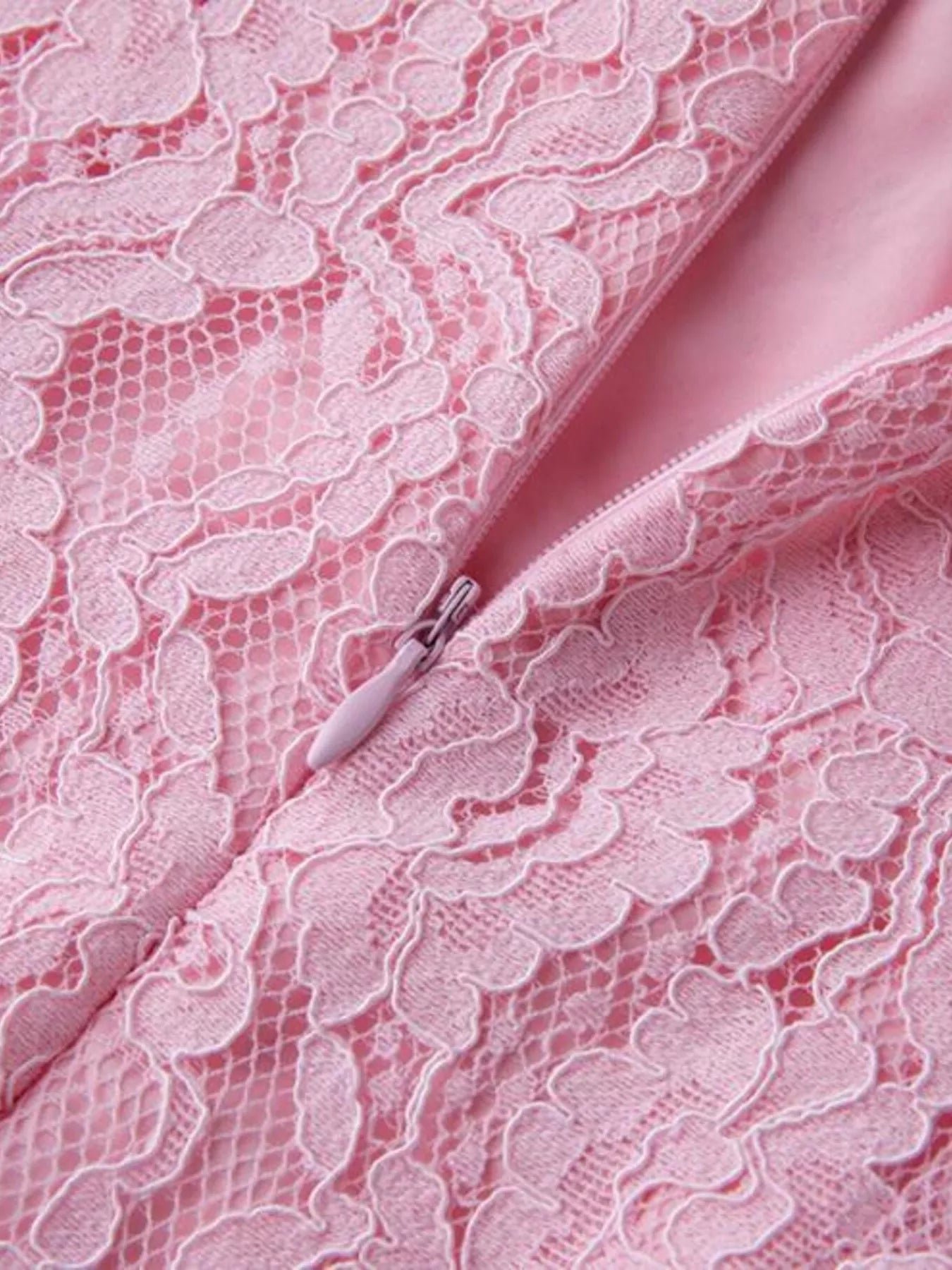 Lace Long Sleeve Midi Dress e87854e24c3c40c0bb66001c6fcee4b2-Max-Origin