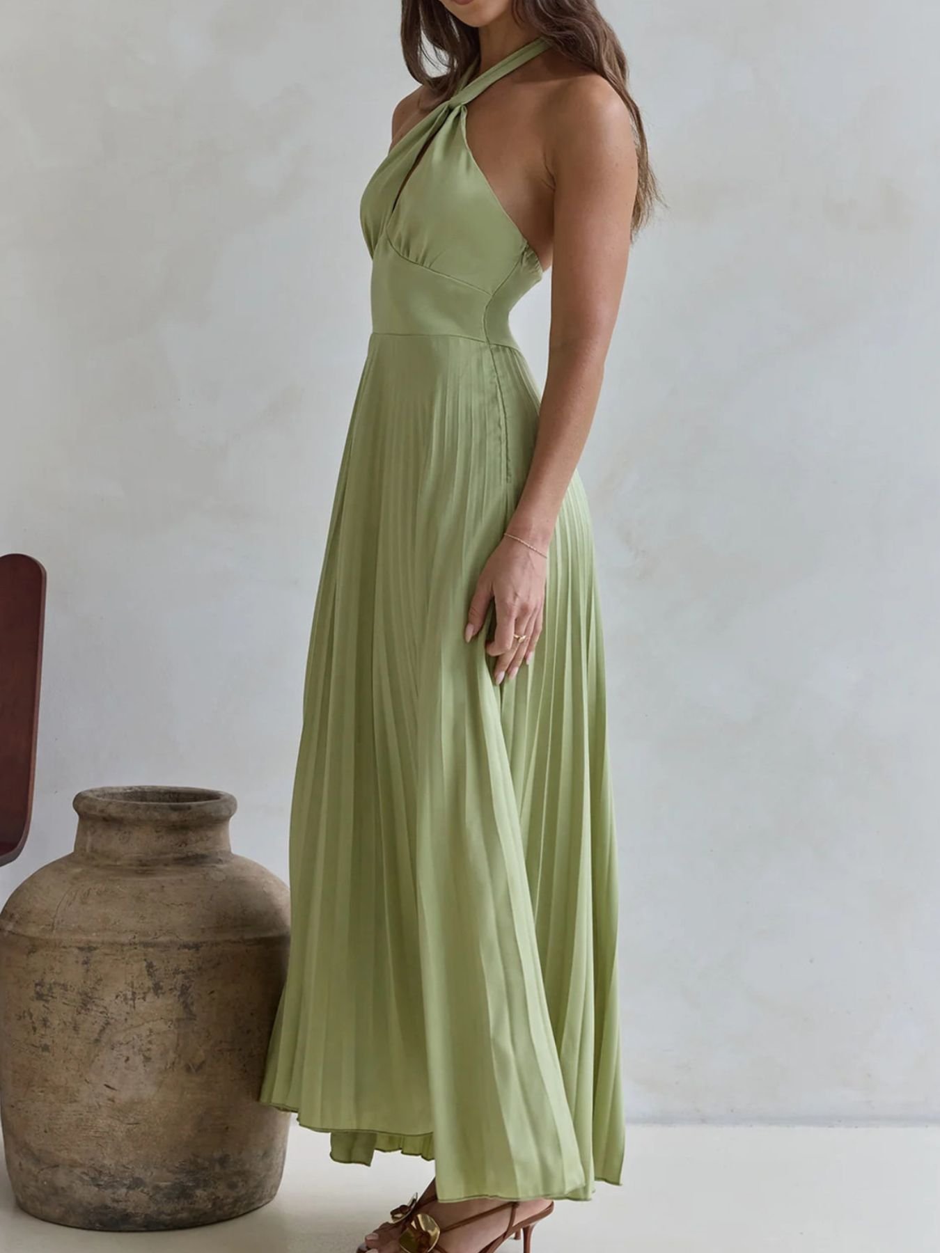 Halter Neck Pleated A-Line Dress f43cd654-1f64-4d55-850f-568a9dee204b-Max